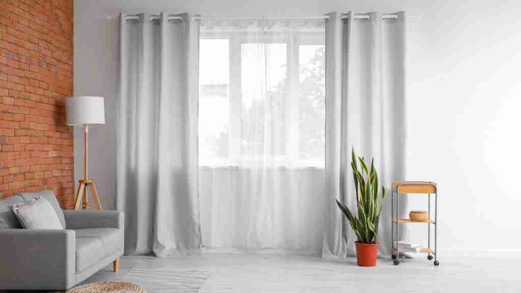 Create a Stylish Look with the Best Curtains in Dubai