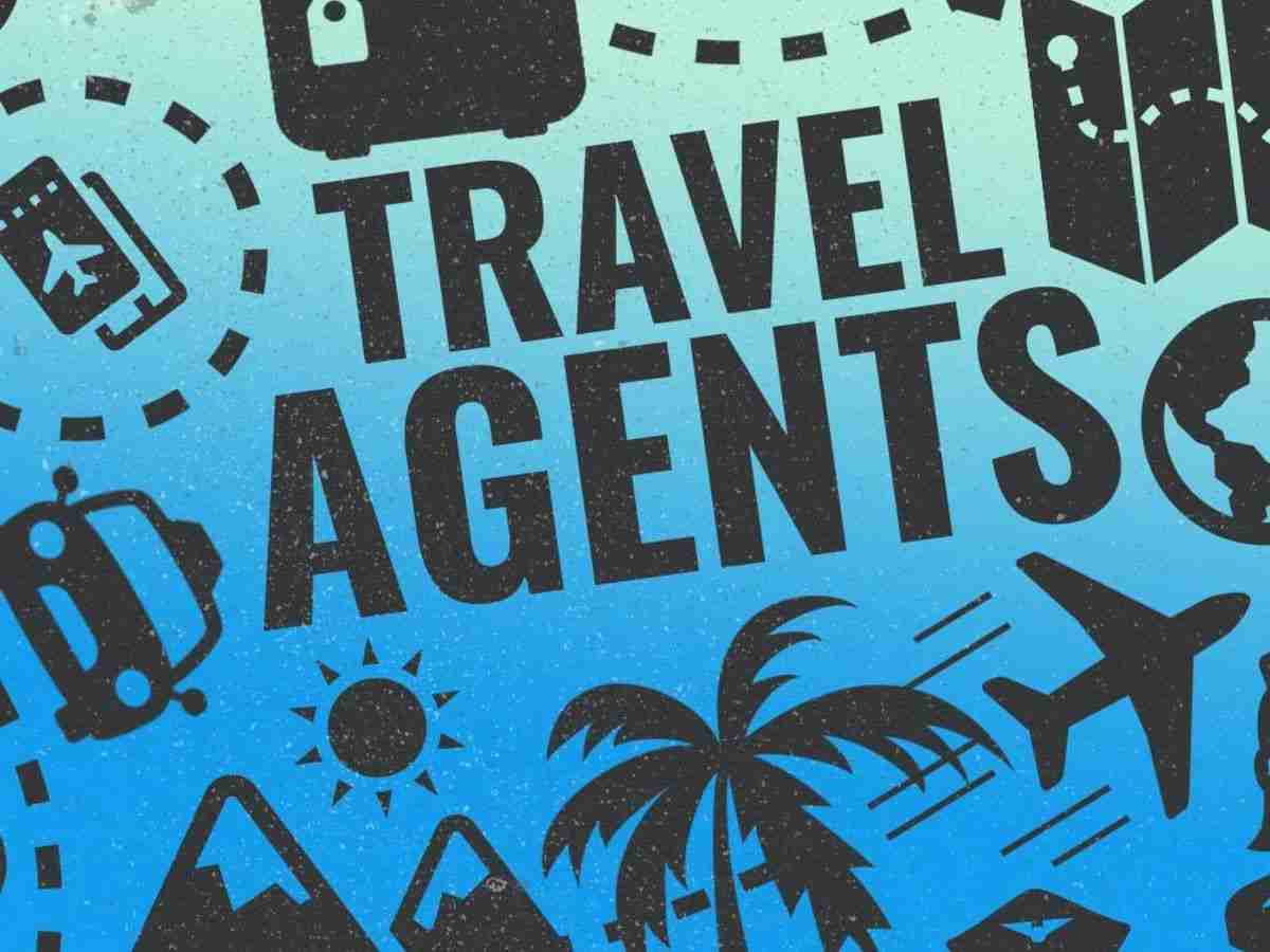 Courses to Become a Travel Agent | Pursuing a Travel Agent Degree Online