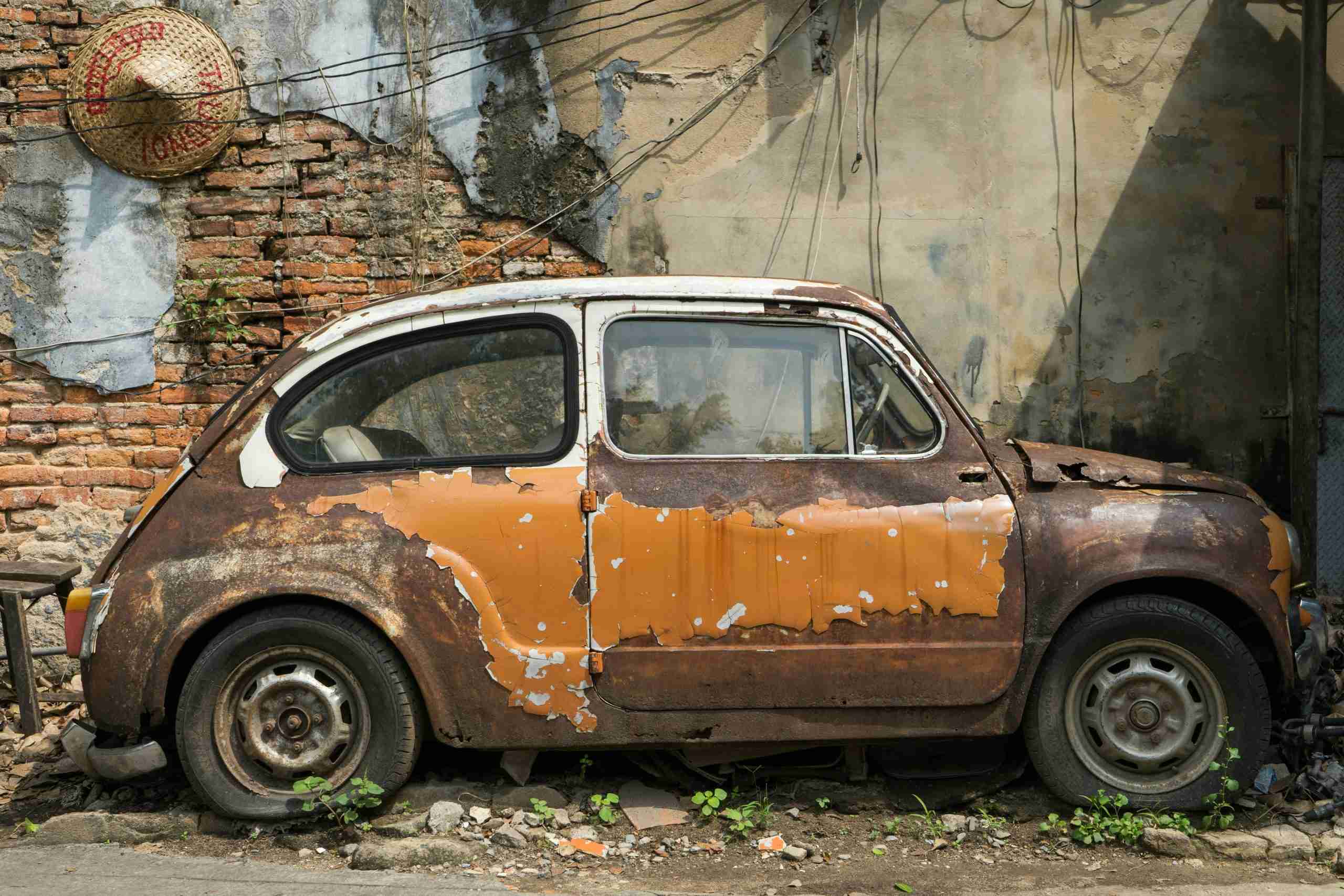 Junkyard Treasures: Turning Wrecks into Gems