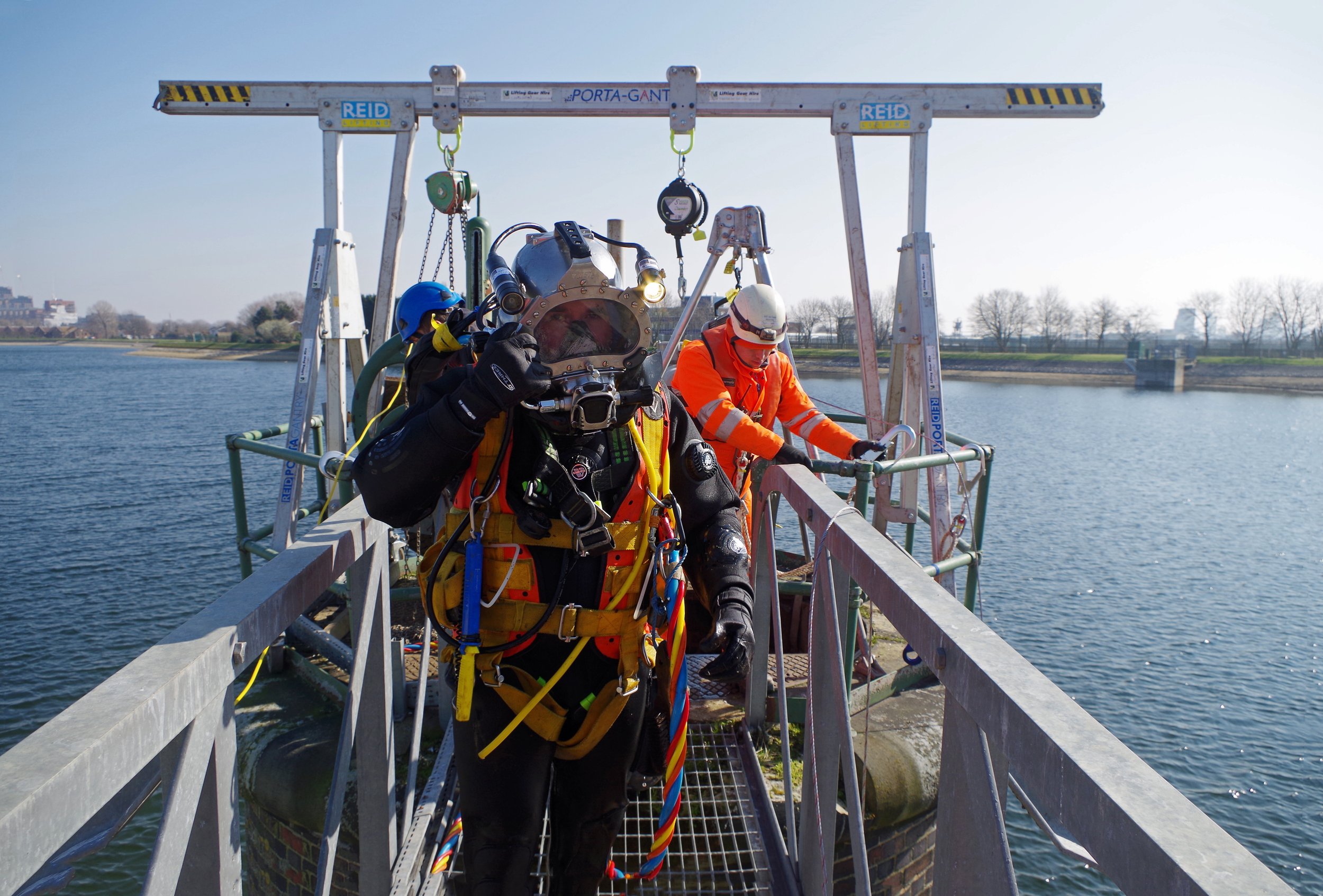 The Underwater Workforce: Profiles of UK Construction Divers: