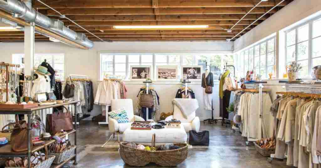 11 Steps to Start a Clothing Store