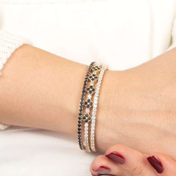 Stackable Tennis Bracelets: Personalize Your Sparkling Look