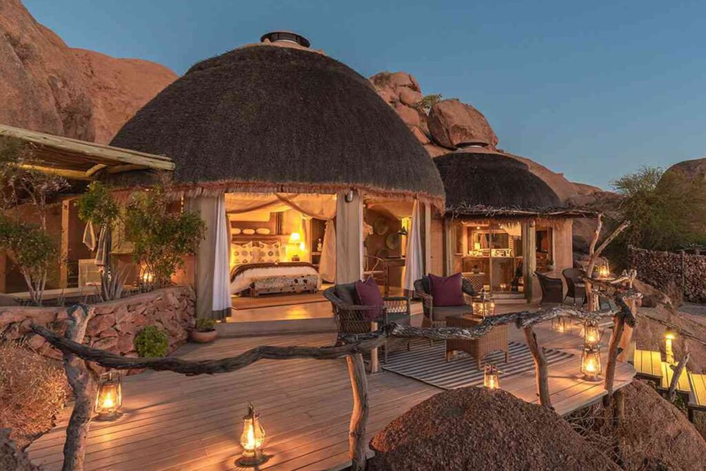Top 11 Best Luxury African Safari Resorts & Lodges