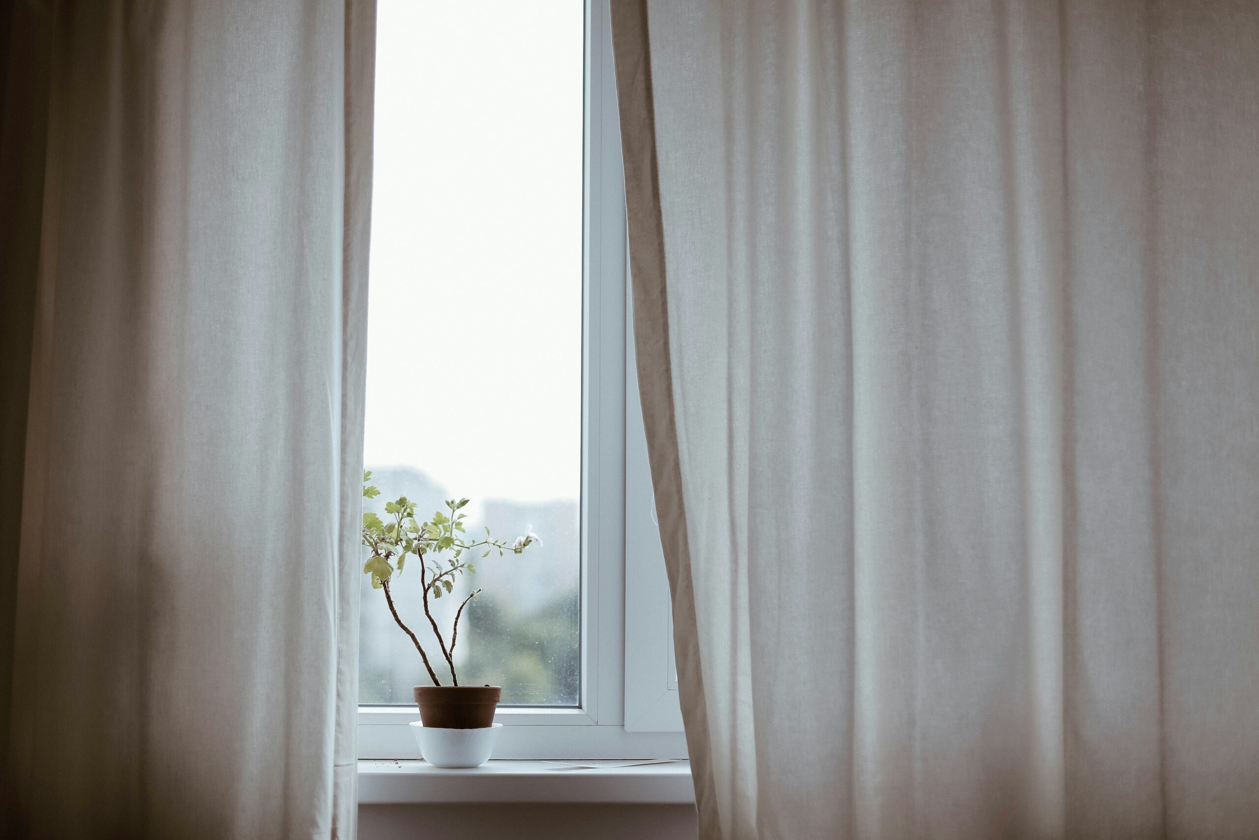 What to Consider When Buying Curtains in the Summer?