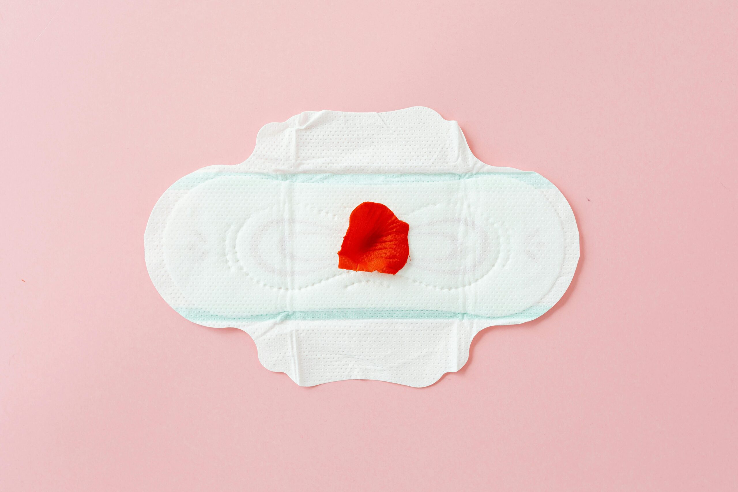 Best Pads for Heavy Flow: Comparing Comfort and Absorption