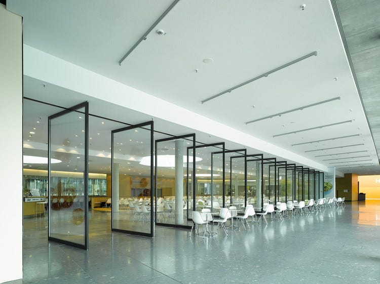 A Guide to Glass Works in Dubai