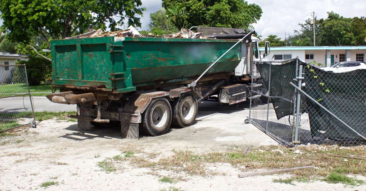 How can I estimate the volume of debris for dumpster rental in Arlington?