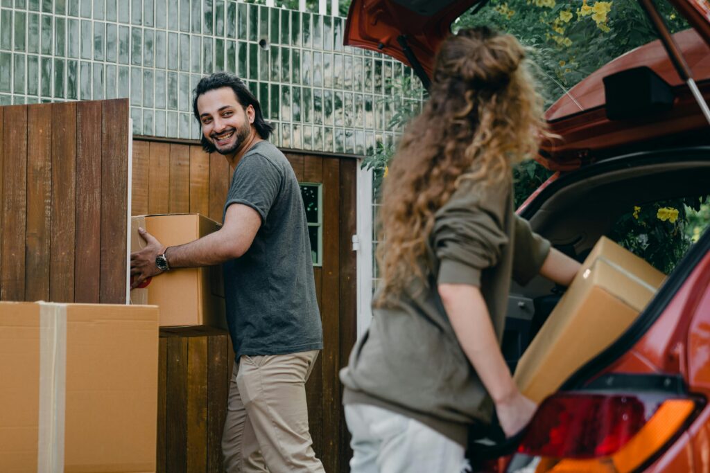 How to Save Money on Apartment Movers