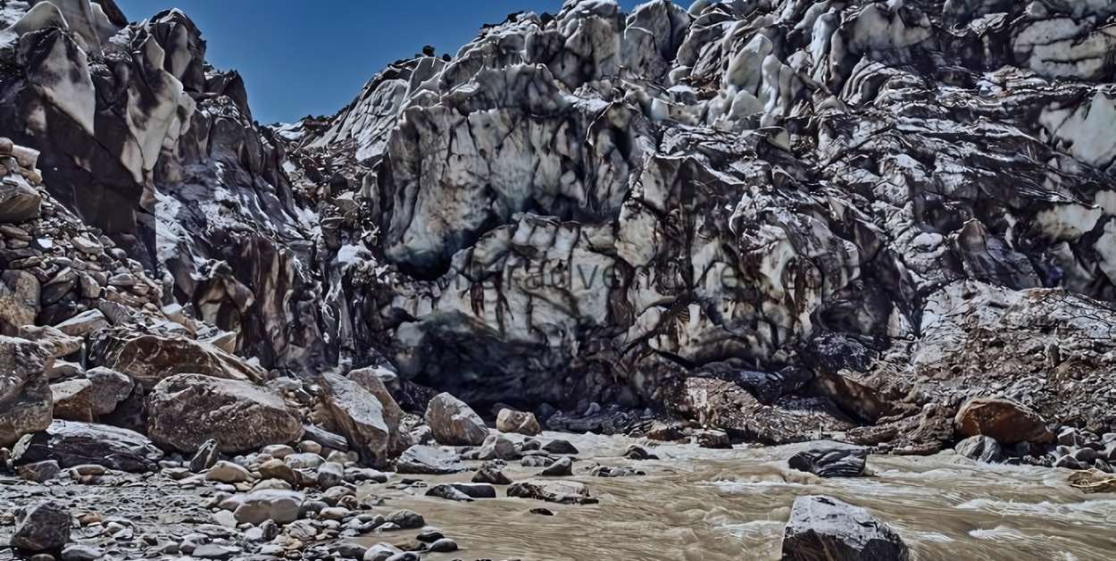 Mount Satopanth: The Right Path for Adventure Seekers