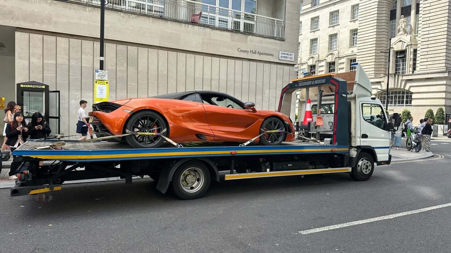 How to Get Roadside Assistance in London – Step-by-Step Guide with hi-speedrecovery