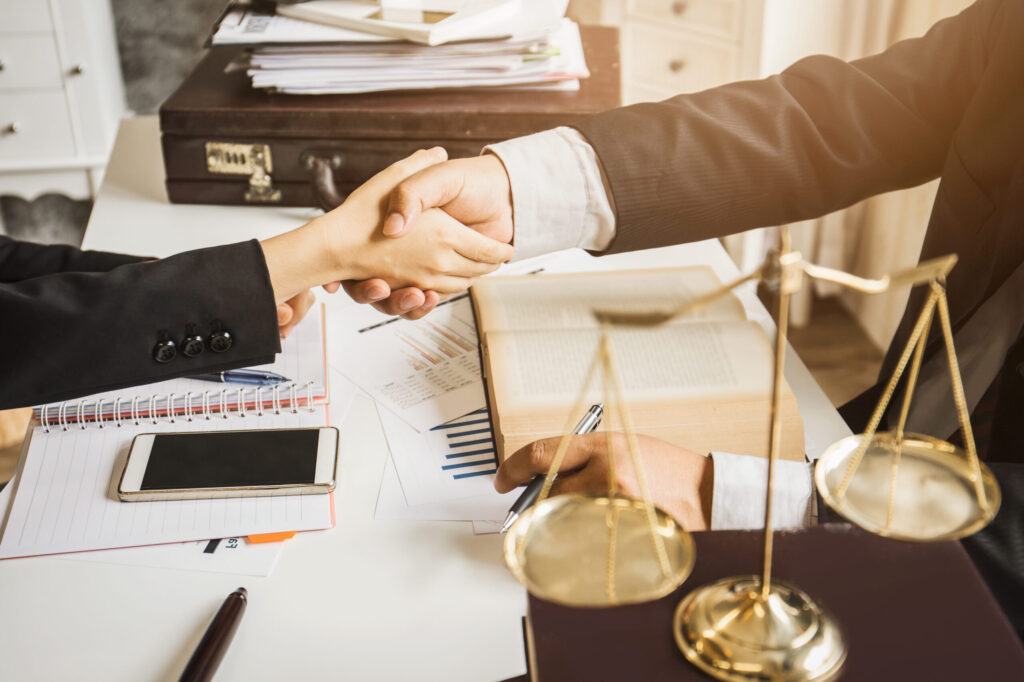 How to Talk to a Lawyer Online | A Step-by-Step Guide