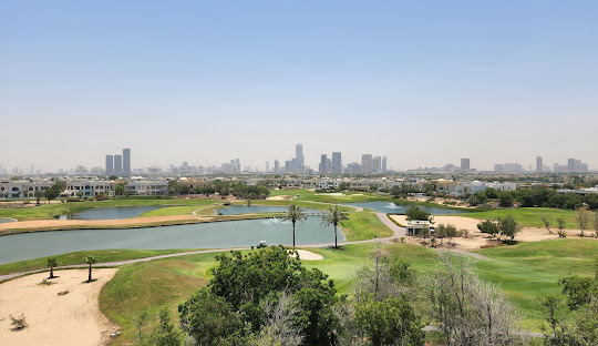 Emirates Hills Dubai Location: The Ideal Destination for Luxury Living