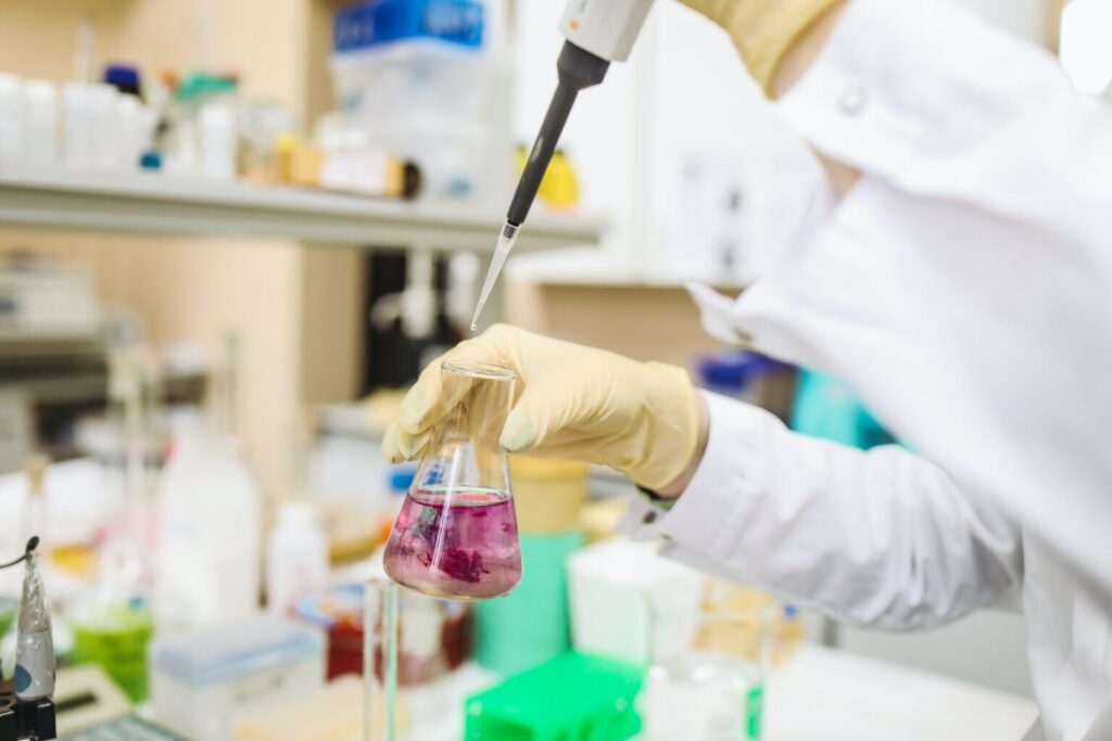 Fuming Nitric Acid Manufacturers in Thane – Maruti Fine Chem