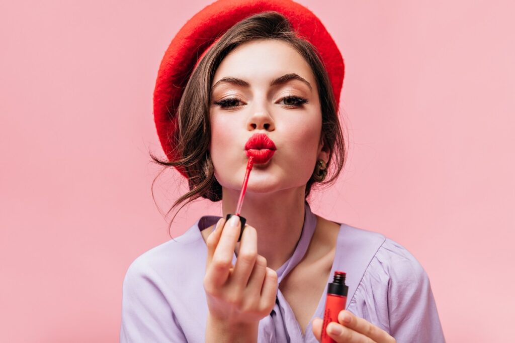 Lipstick Best Makeup Products in Pakistan: Price Breakdown
