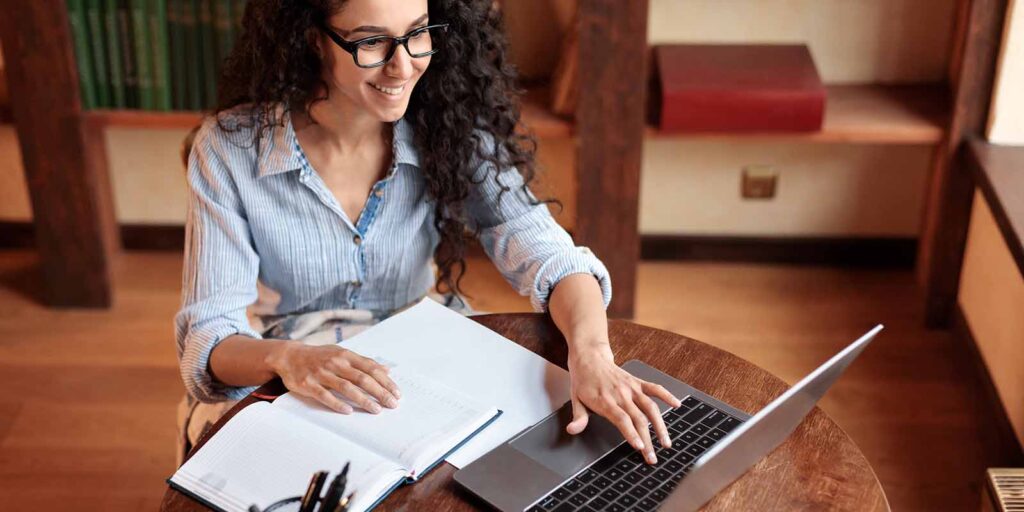 Data Entry Operator Job: A Complete Guide to Getting Started
