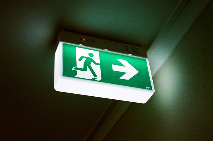 The Power of Directional Signs: Enhancing Navigation and User Experience