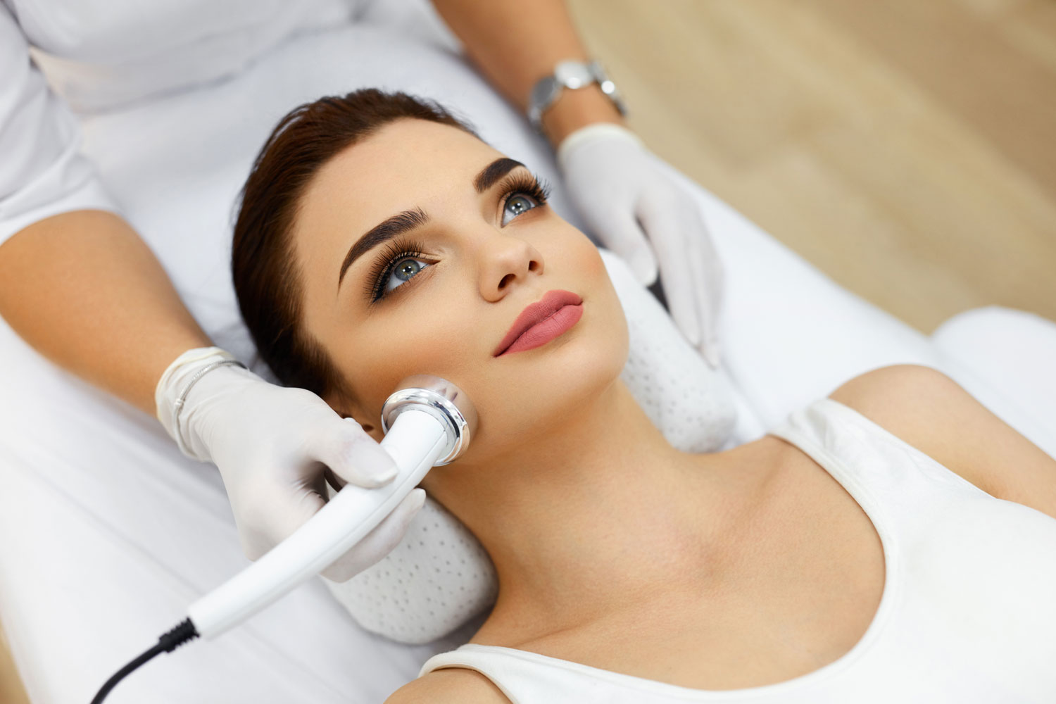 How Dermatologists in Riyadh Help with Hair Loss & Baldness