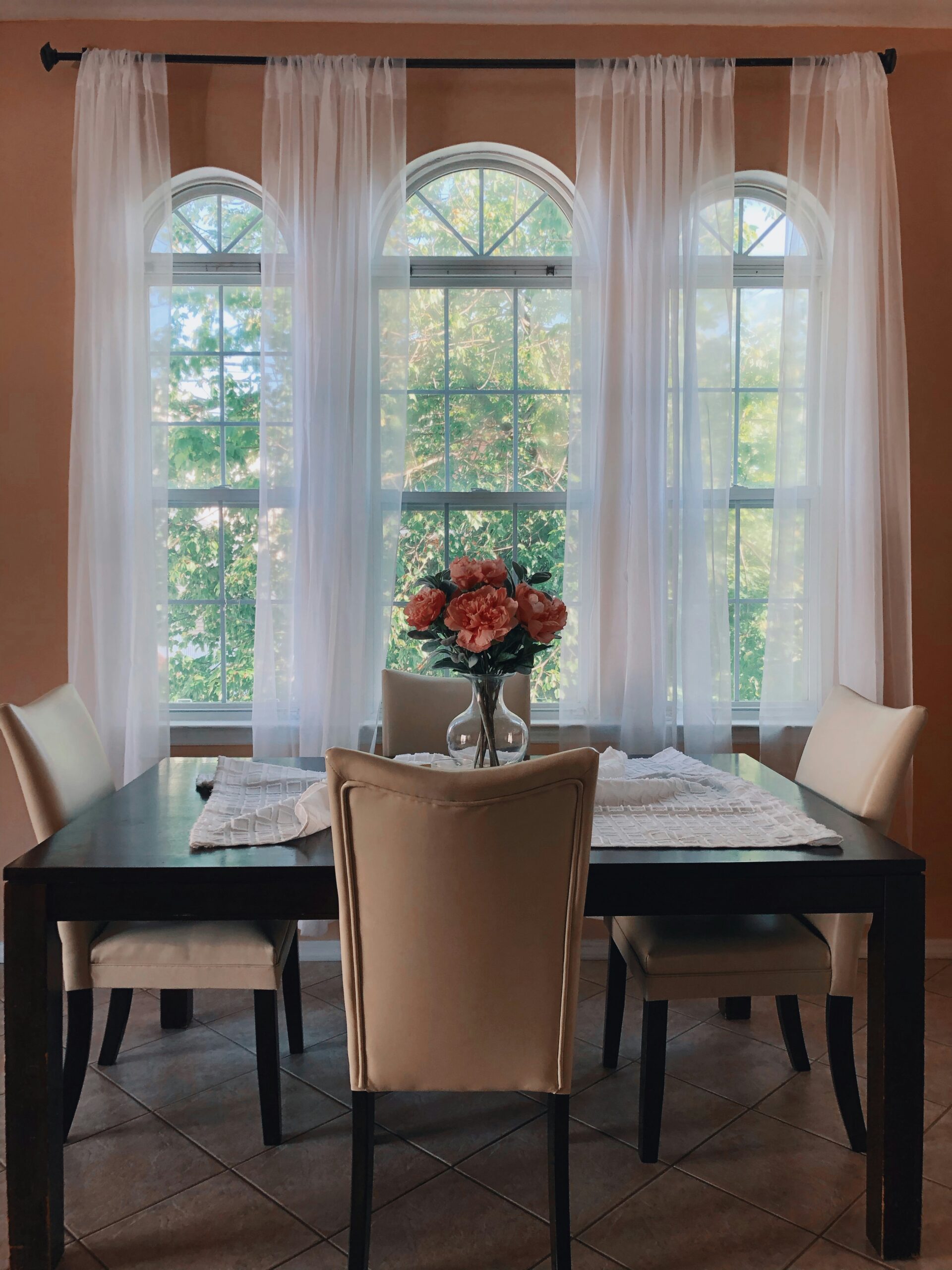 Advantages of Selecting Birthday Décor
