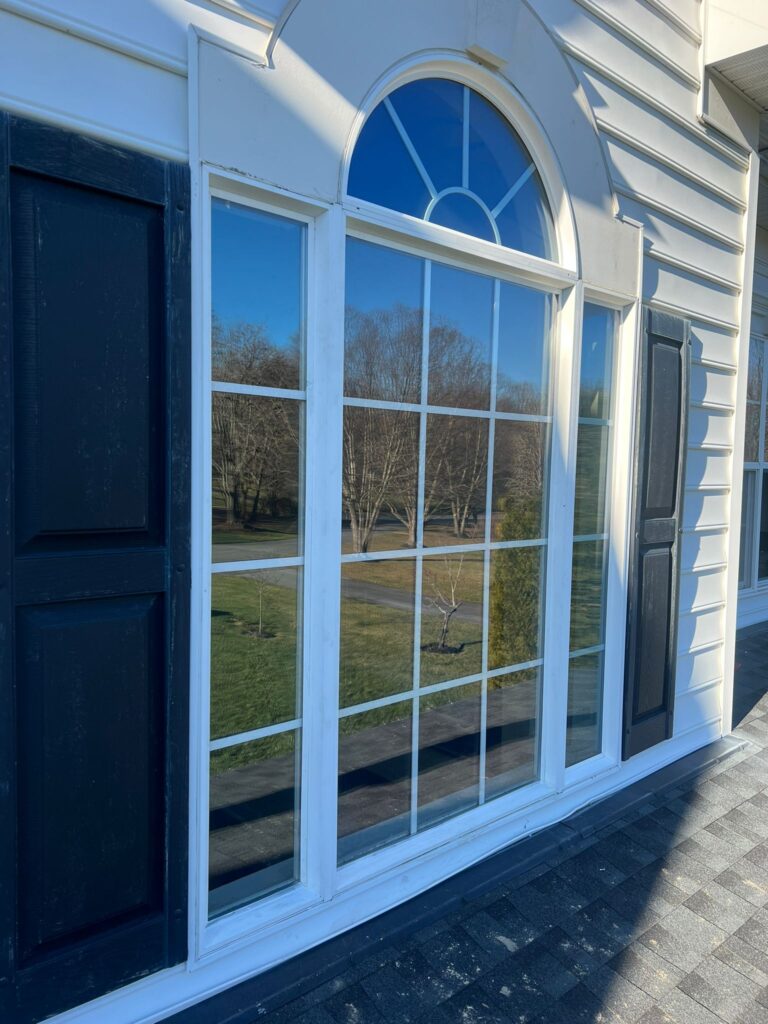 Best Ways to Clean Your Windows in Virginia