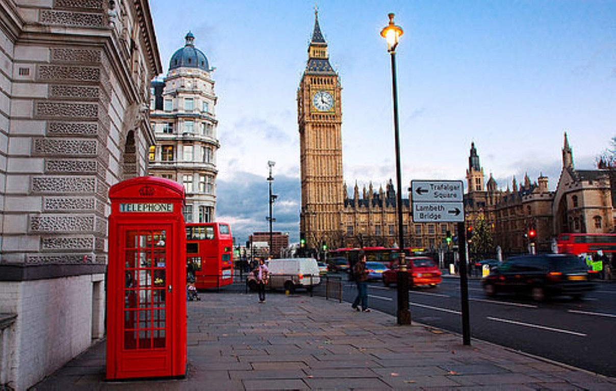 Need Help with a Private Life Immigration Application? Here’s How a Solicitor Can Help