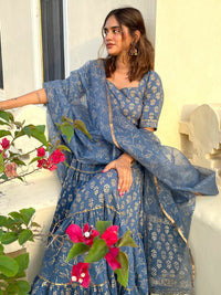 Your Ultimate Style Guide to Buying Anarkali Suits Online
