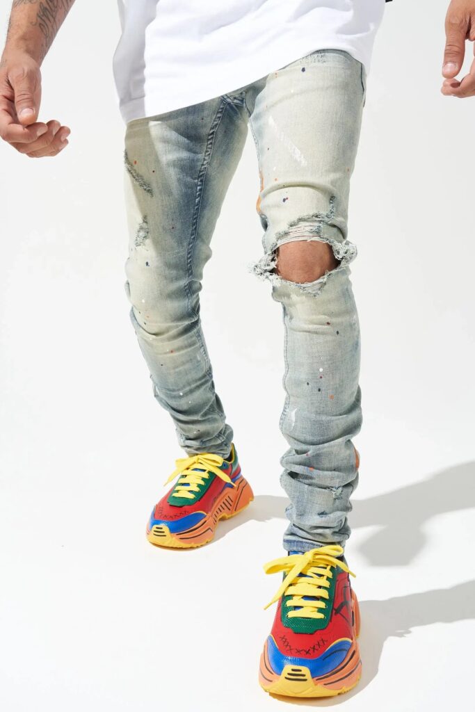 Serenede jeans Is a Modern Title in Fashion