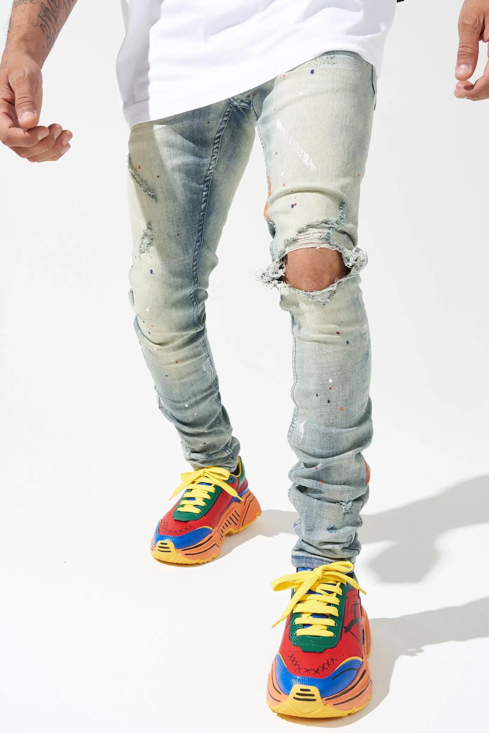 Serenede jeans Is a Modern Title in Fashion