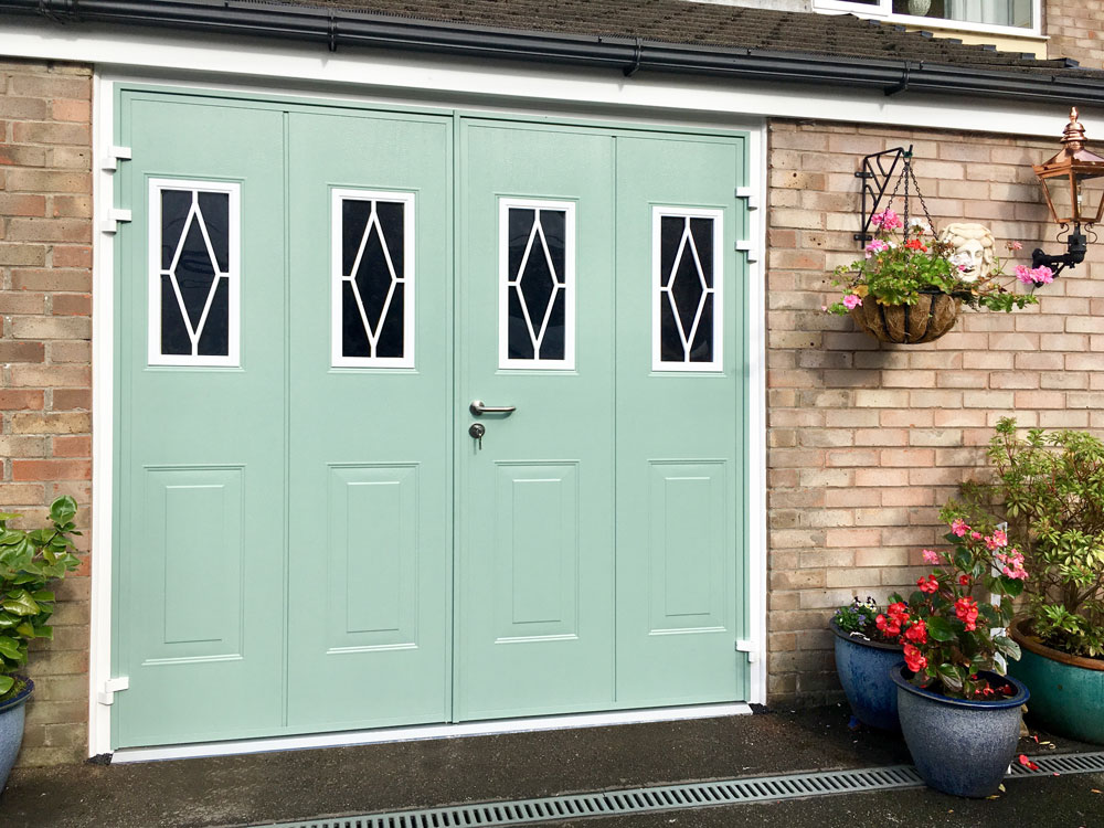 Garage Doors Ferndown: Affordable & Durable Solutions for Your Garage