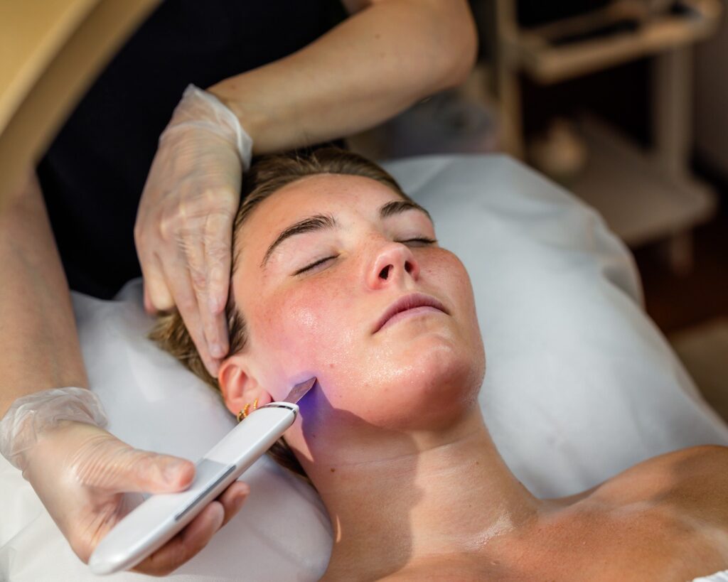Deep Cleansing Facial with Extraction for Blackheads