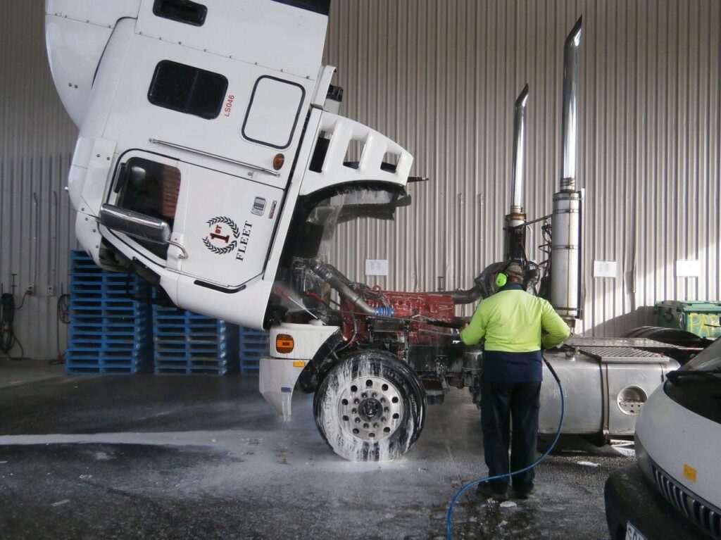 Alpha Express Truck Wash – Premium Truck Cleaning Services You Can Trust