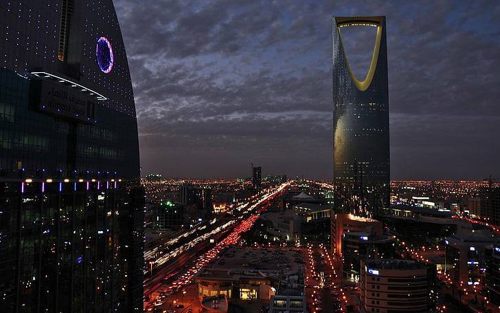 Diversifying Beyond Oil: Saudi Arabia’s Strategic Investment Sectors for the Next Decade