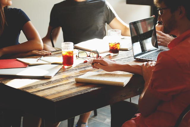 The Corporate Event Planner’s Guide to Cost-Effective Luxury