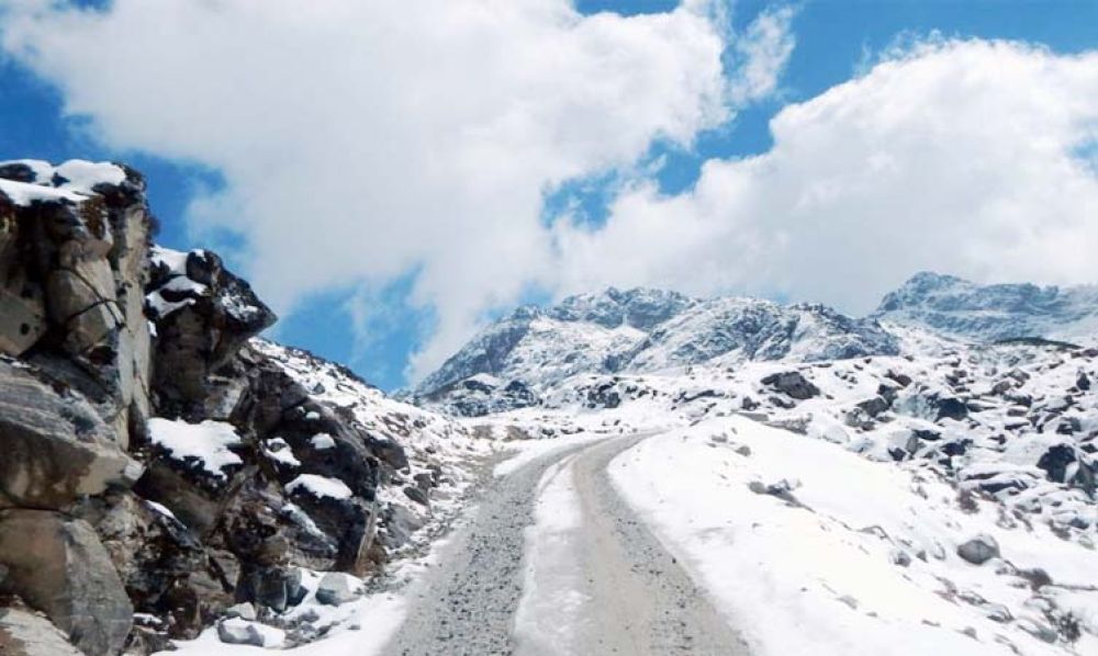Know about the Temperature of Sela Pass