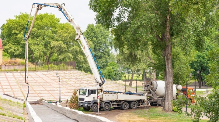 Selecting Concrete Pump Size: Matching Your Project Scale